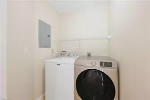 7756 Jewel Ln, Naples, FL 34109 - Photo 16