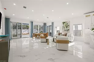 1046 Silverstrand Dr, Naples, FL 34110 - Photo 14