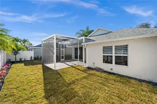 1046 Silverstrand Dr, Naples, FL 34110 - Photo 30