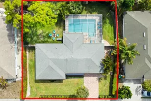 660 111th Ave N, Naples, FL 34108 - Photo 32