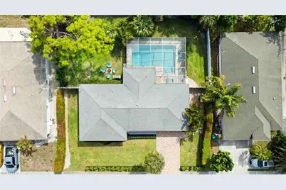 660 111th Ave N, Naples, FL 34108 - Photo 2