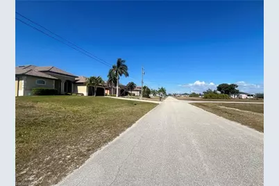 312 NW 26th Ave, Cape Coral, FL 33993 - Photo 6