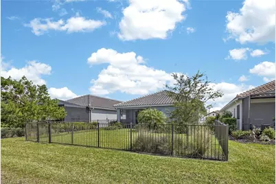 4653 Centaurus Cir, Naples, FL 34120 - Photo 28