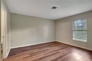 706 111th Ave N, Naples, FL 34108 - Photo 8
