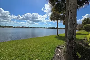 25069 Peacock Ln, Naples, FL 34114 - Photo 24