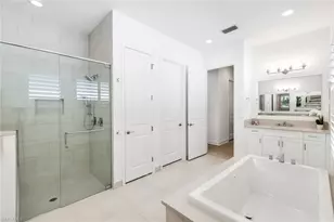 12255 Bonnet Dr, Naples, FL 34120 - Photo 18