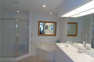 515 Laguna Royale Blvd, Naples, FL 34119 - Photo 22