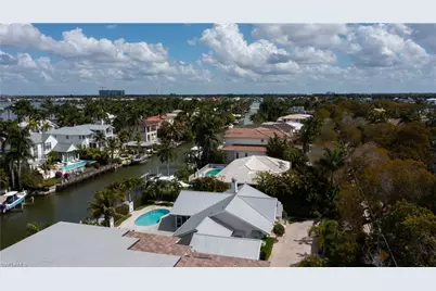 675 18th Ave S, Naples, FL 34102 - Photo 14