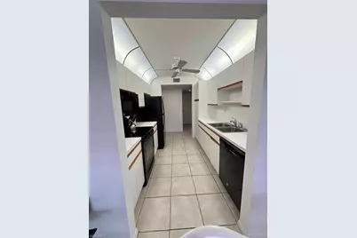 2103 Tama Cir #101, Naples, FL 34112 - Photo 4