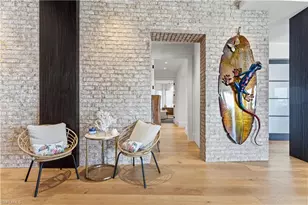 909 10th St S, Naples, FL 34102 - Photo 8