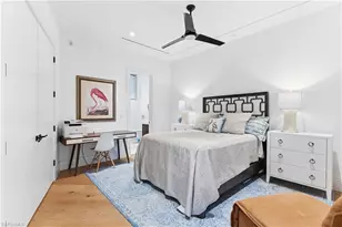 909 10th St S, Naples, FL 34102 - Photo 30