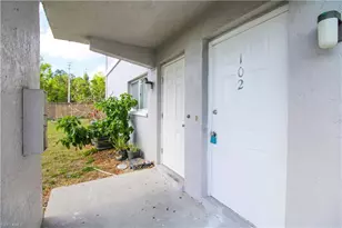 10101 Sandy Hollow Ln, Bonita Springs, FL 34135 - Photo 12