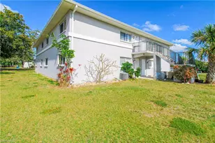 10101 Sandy Hollow Ln, Bonita Springs, FL 34135 - Photo 4