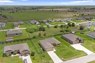 250 Lisette St, Fort Myers, FL 33913 - Photo 36