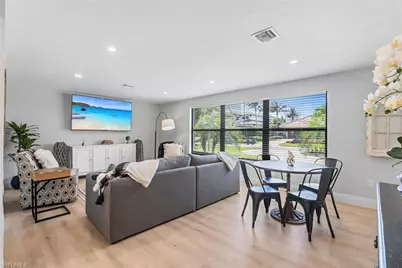 4222 Crayton Rd, Naples, FL 34103 - Photo 8