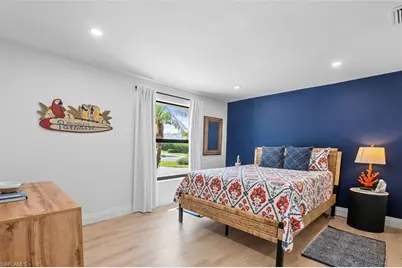 4222 Crayton Rd, Naples, FL 34103 - Photo 6