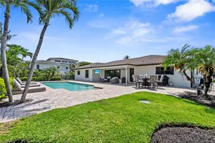 4222 Crayton Rd, Naples, FL 34103 - Photo 40