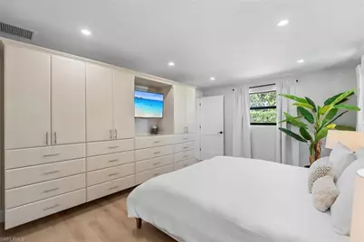 4222 Crayton Rd, Naples, FL 34103 - Photo 26