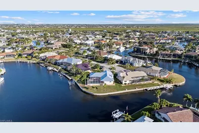 1230 Swan Ct, Punta Gorda, FL 33950 - Photo 38