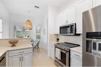 845 Vistana Cir #18, Naples, FL 34119 - Photo 12