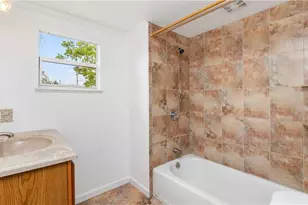 171 Grassy Key Ln, Naples, FL 34114 - Photo 8