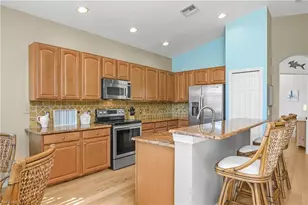 28241 Lisbon Ct, Bonita Springs, FL 34135 - Photo 6