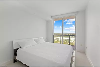 3000 Oasis Grand Blvd #1101, Fort Myers, FL 33916 - Photo 6