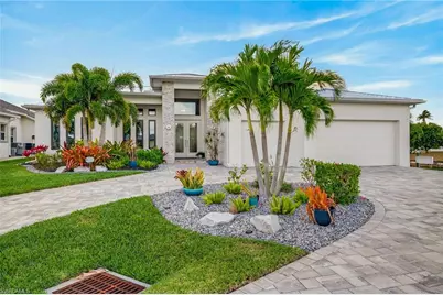 3126 SE 18th Ave, Cape Coral, FL 33904 - Photo 2