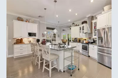 2033 Teagarden Ln, Naples, FL 34110 - Photo 12