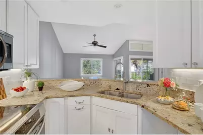 2810 Citrus Lake Dr #U201, Naples, FL 34109 - Photo 6