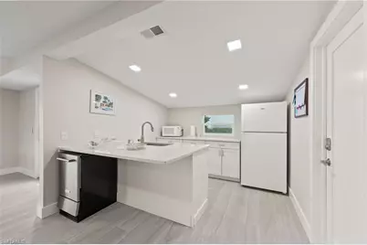 2880 Gulf Shore Blvd N #410, Naples, FL 34103 - Photo 48