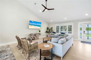 11861 Isle of Palms Dr, Fort Myers Beach, FL 33931 - Photo 4