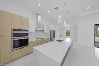 903 Jefferson Ave, Lehigh Acres, FL 33936 - Photo 10