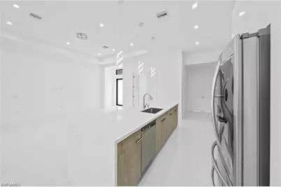 903 Jefferson Ave, Lehigh Acres, FL 33936 - Photo 14