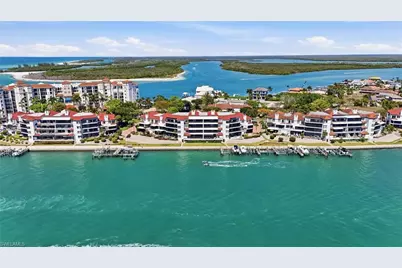 309 La Peninsula Blvd #309, Naples, FL 34113 - Photo 2