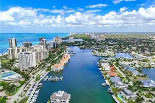 313 Neapolitan Way, Naples, FL 34103 - Photo 2