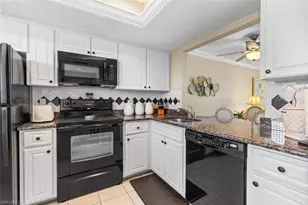 1004 Manatee Rd, Naples, FL 34114 - Photo 10