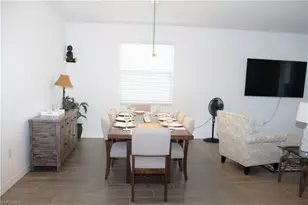 2261 Avocado Ln, Naples, FL 34120 - Photo 6