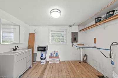 1313 Thompson St, North Fort Myers, FL 33903 - Photo 32