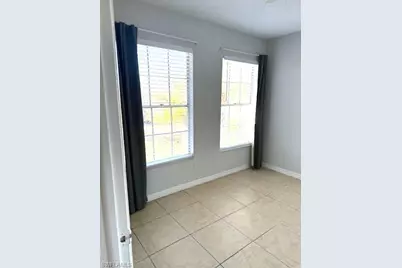 124 Santa Clara Dr #15, Naples, FL 34104 - Photo 10