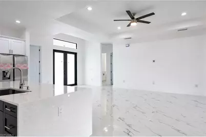 811 Dartmouth Ct, Lehigh Acres, FL 33974 - Photo 6