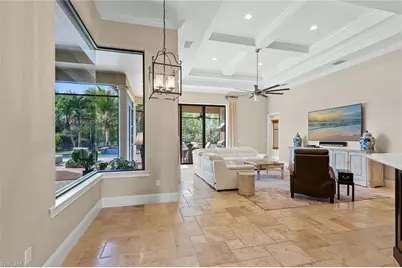 6081 Tamworth Ct, Naples, FL 34119 - Photo 10