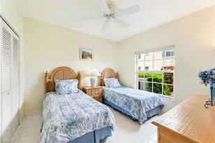 829 Tanbark Dr, Naples, FL 34108 - Photo 12