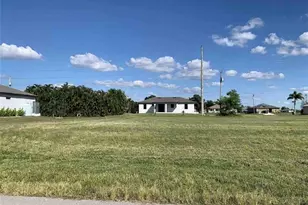 1709 NW 24th Pl, Cape Coral, FL 33993 - Photo 1