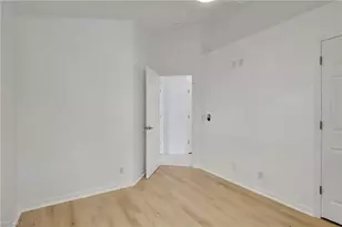 87 Burnt Pine Dr, Naples, FL 34119 - Photo 4