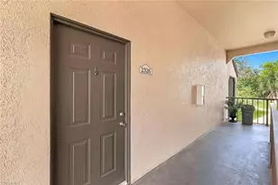 2178 Arbour Walk Cir, Naples, FL 34109 - Photo 2