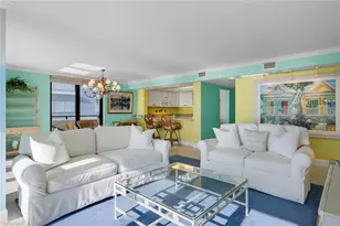 9715 Gulf Shore Dr, Naples, FL 34108 - Photo 6