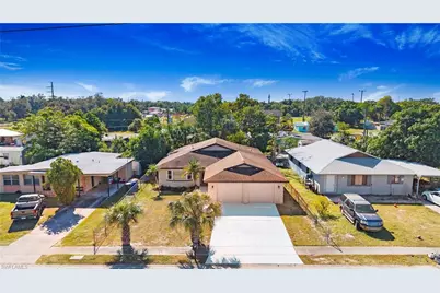 3148 Apache St, Fort Myers, FL 33916 - Photo 2