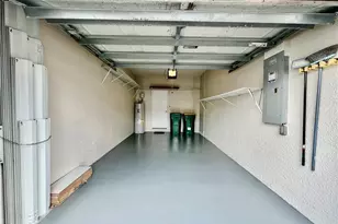 996 Hampton Cir, Naples, FL 34105 - Photo 24