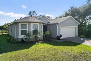 2802 40th St SW, Lehigh Acres, FL 33976 - Photo 2